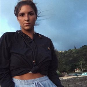 Meet your Posher, Elise